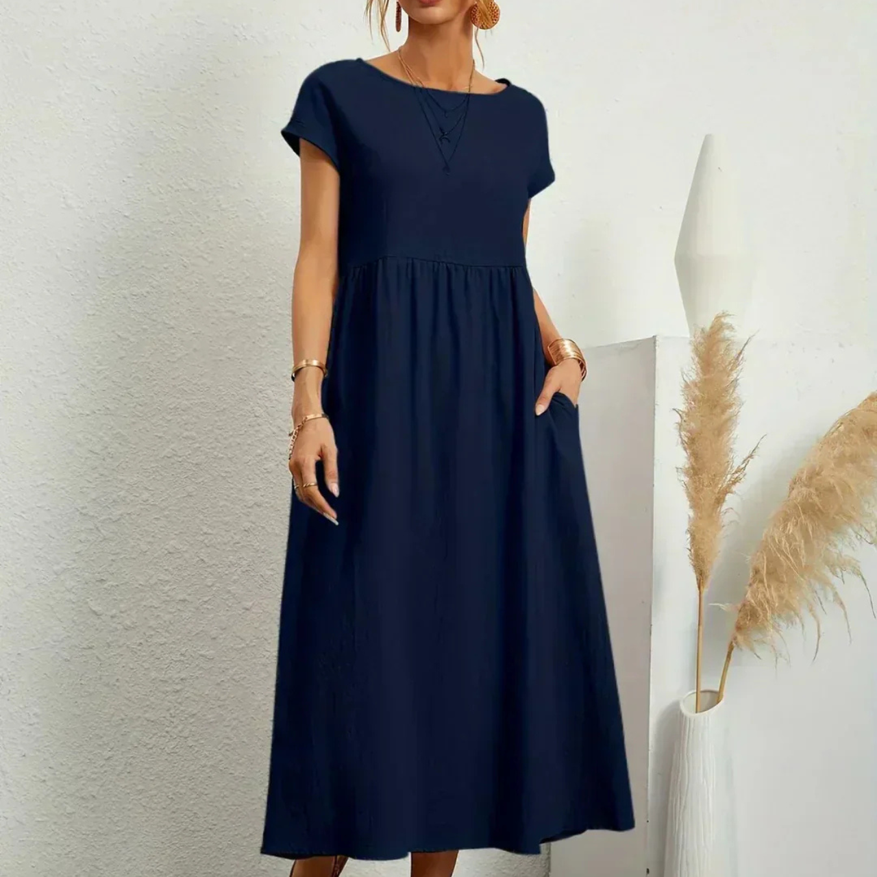Indie™ GraceCircle Midi Dress